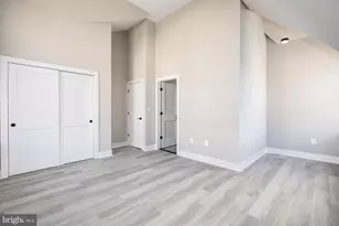 3325 M St NW, Washington, DC 20007 - Photo 9