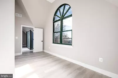 3325 M Street NW #TWO, Washington, DC 20007 - Photo 11