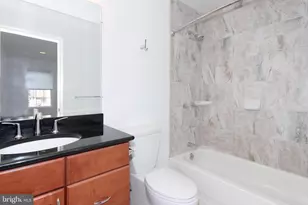 2312 L St NW, Washington, DC 20037 - Photo 11