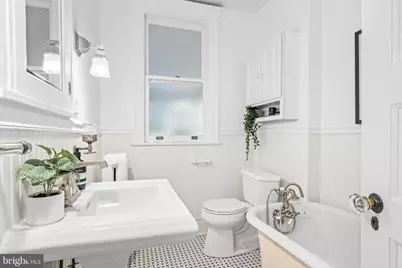1820 Kenyon Street NW, Washington, DC 20010 - Photo 25