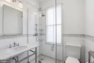 1635 35th St NW, Washington, DC 20007 - Photo 23