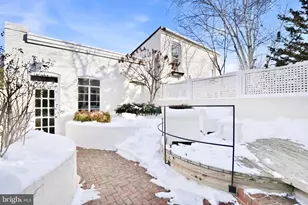 1635 35th St NW, Washington, DC 20007 - Photo 25