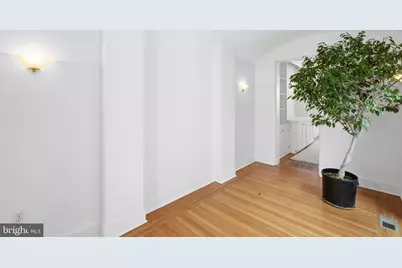 1635 35th Street NW, Washington, DC 20007 - Photo 7