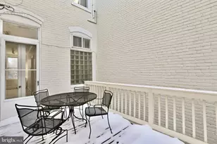 1635 35th St NW, Washington, DC 20007 - Photo 9