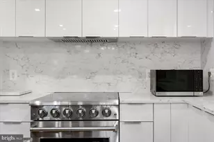 3169 18th St NW, Washington, DC 20010 - Photo 21