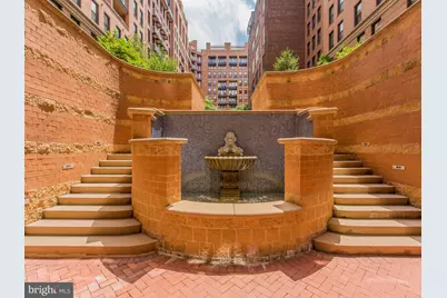 631 D Street NW #1027, Washington, DC 20004 - Photo 31