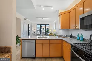 631 D Street NW, Washington, DC 20004 - Photo 11