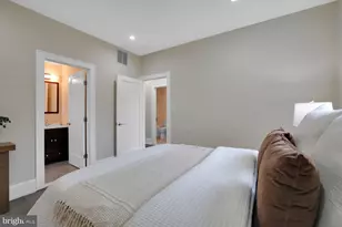 16 17th St NE, Washington, DC 20002 - Photo 17