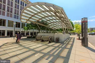 3001 Veazey Terrace NW, Washington, DC 20008 - Photo 35