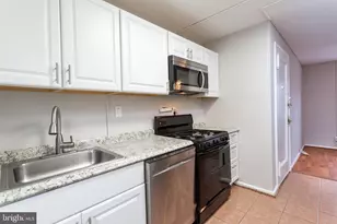 2415 Ontario Rd NW, Washington, DC 20009 - Photo 9