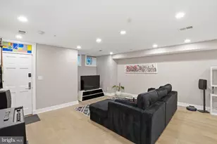 1852 3rd St NW, Washington, DC 20001 - Photo 3