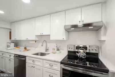 408 Seward Square SE #1, Washington, DC 20003 - Photo 11