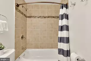 14 O St NW, Washington, DC 20001 - Photo 21