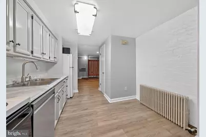 2007 Kalorama Road NW #B, Washington, DC 20009 - Photo 9