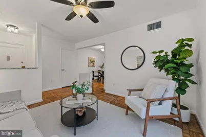 3825 Davis Place NW #102, Washington, DC 20007 - Photo 3