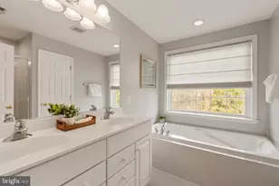 2637 Patricia Roberts Harris Pl NE, Washington, DC 20018 - Photo 19