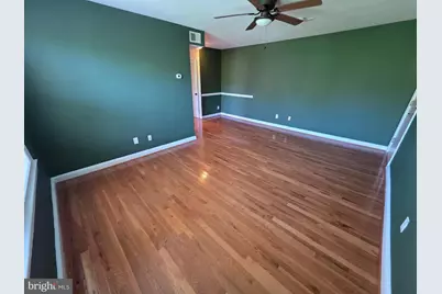 4405 1st Place NE #32, Washington, DC 20011 - Photo 5