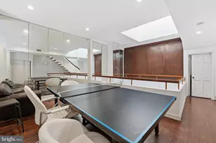 2211 Washington Cir NW, Washington, DC 20037 - Photo 19