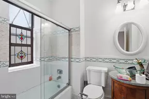 2211 Washington Cir NW, Washington, DC 20037 - Photo 35