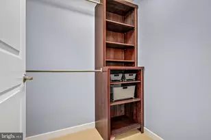 1025 1st St SE, Washington, DC 20003 - Photo 25