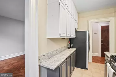2039 New Hampshire Avenue NW #307, Washington, DC 20009 - Photo 13