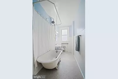 2039 New Hampshire Avenue NW #307, Washington, DC 20009 - Photo 25