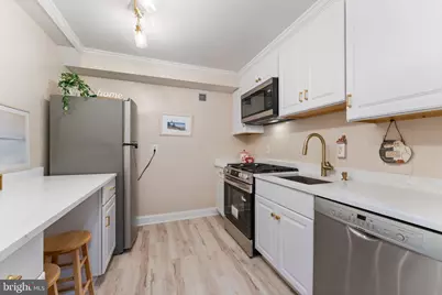 3315 Wisconsin Avenue NW #707, Washington, DC 20016 - Photo 7