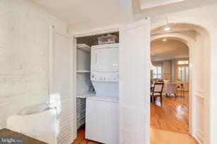 129 E St SE, Washington, DC 20003 - Photo 15