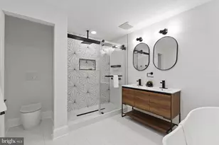 1510 10th St NW, Washington, DC 20001 - Photo 25