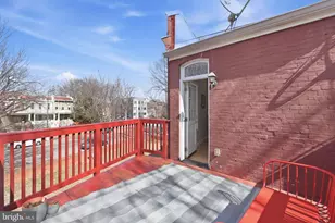 229 14th St SE, Washington, DC 20003 - Photo 25