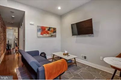 30 Hanover Place NW #1, Washington, DC 20001 - Photo 3