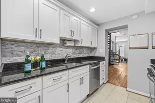 907 8th St NE, Washington, DC 20002 - Photo 9