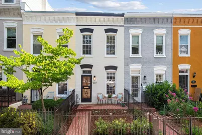 907 8th Street NE, Washington, DC 20002 - Photo 1