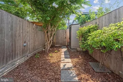 907 8th Street NE, Washington, DC 20002 - Photo 27