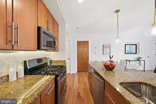 302 Todd Pl NE, Washington, DC 20002 - Photo 9