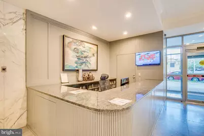 730 24th Street NW #709, Washington, DC 20037 - Photo 3