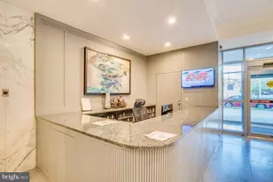 730 24th St NW, Washington, DC 20037 - Photo 3
