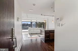 2818 Connecticut Ave NW, Washington, DC 20008 - Photo 3
