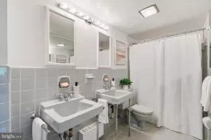 4201 Cathedral Ave NW, Washington, DC 20016 - Photo 13