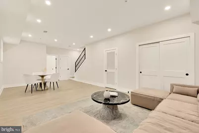 1631 G Street SE, Washington, DC 20003 - Photo 37