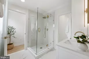 220 V St NE, Washington, DC 20002 - Photo 25