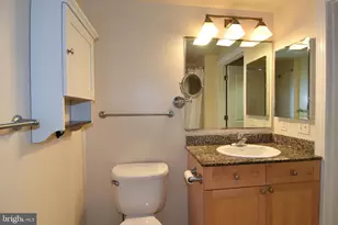 777 7th St NW, Washington, DC 20001 - Photo 21