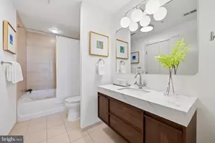 910 M St NW, Washington, DC 20001 - Photo 15