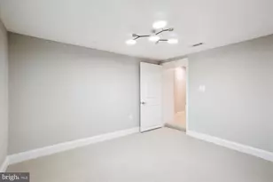 329 15th St NE, Washington, DC 20002 - Photo 57