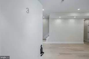 722 Kenyon St NW, Washington, DC 20010 - Photo 3