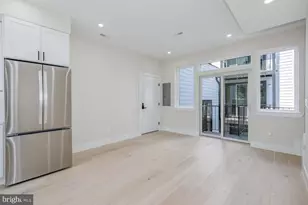 722 Kenyon St NW, Washington, DC 20010 - Photo 11