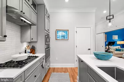 300 8th Street NE #102, Washington, DC 20002 - Photo 17