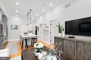 300 8th St NE, Washington, DC 20002 - Photo 23