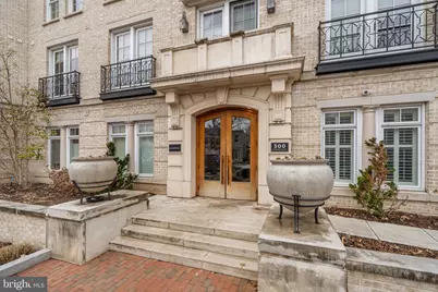 300 8th Street NE #102, Washington, DC 20002 - Photo 3