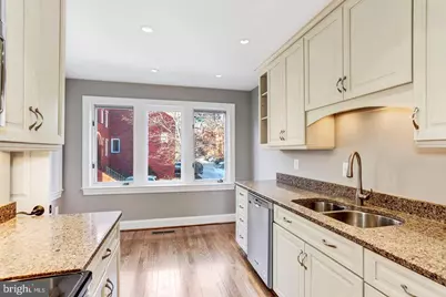 3956 Georgetown Court NW, Washington, DC 20007 - Photo 9